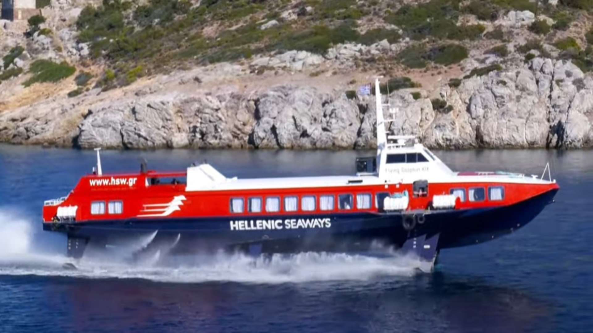 Βλάβη-στο-flying-dolphin-xix-–-Ταλαιπωρία-για-118-επιβάτες