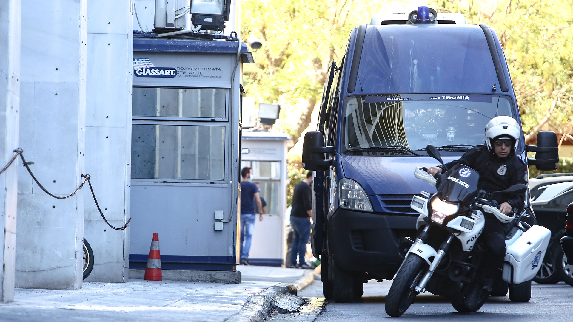 Προφυλακιστέοι-οι-5-Τούρκοι-–-Τι-ισχυρίστηκαν-για-τις-βίλες-και-τα-χρήματα