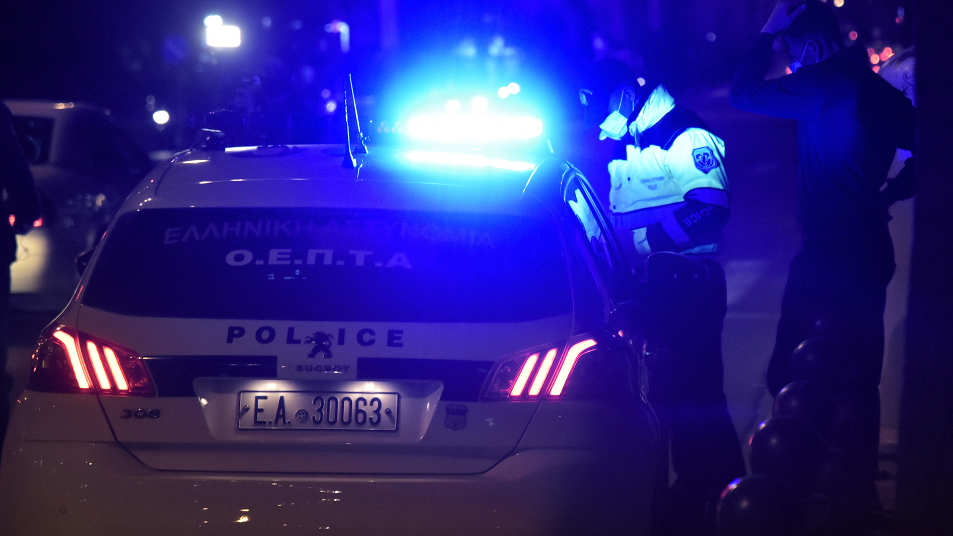 Θεσσαλονίκη:-Οπαδική-επίθεση-σε-βάρος-ανηλίκου-–-Τον-χτύπησαν-με-λοστούς-και-κράνη