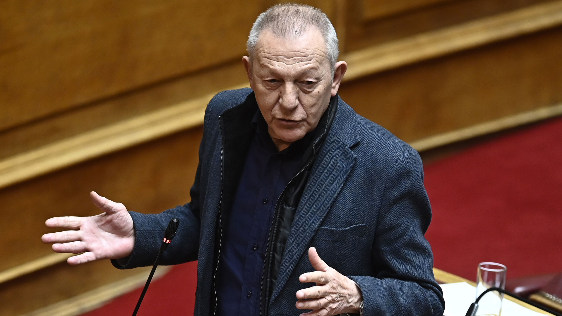 Θ.-Παφίλης:-Σε-χειρουργική-επέμβαση-στην-καρδιά-υπεβλήθη-ο-κοινοβουλευτικός-εκπρόσωπος-του-ΚΚΕ