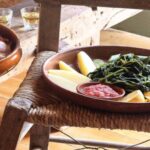 Βλίτα-με-κολοκυθάκια,-πατάτες-και-αυγά-βραστά