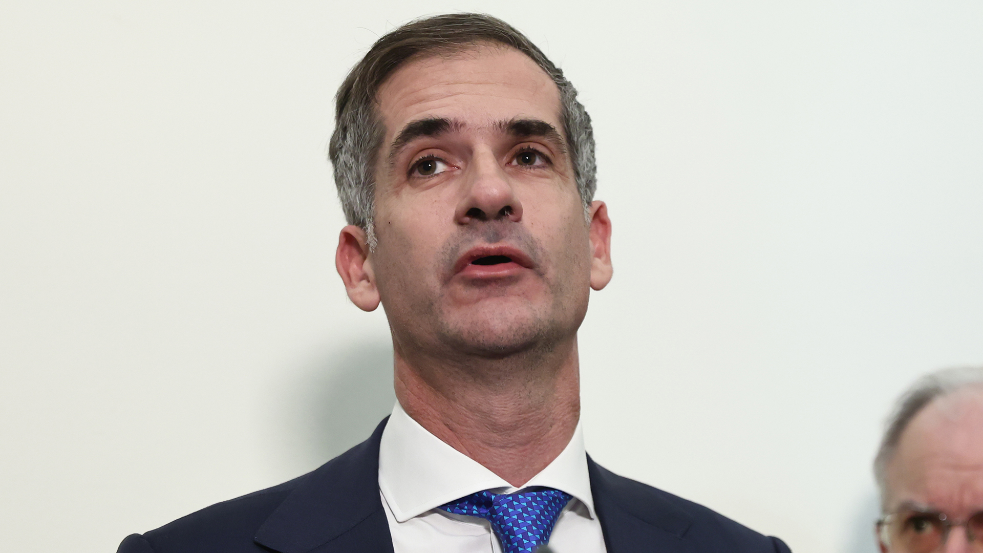 Μπακογιάννης-κατά-Δούκα:-«Η-κωλοτούμπα-για-τη-Βασιλίσσης-Ολγας»