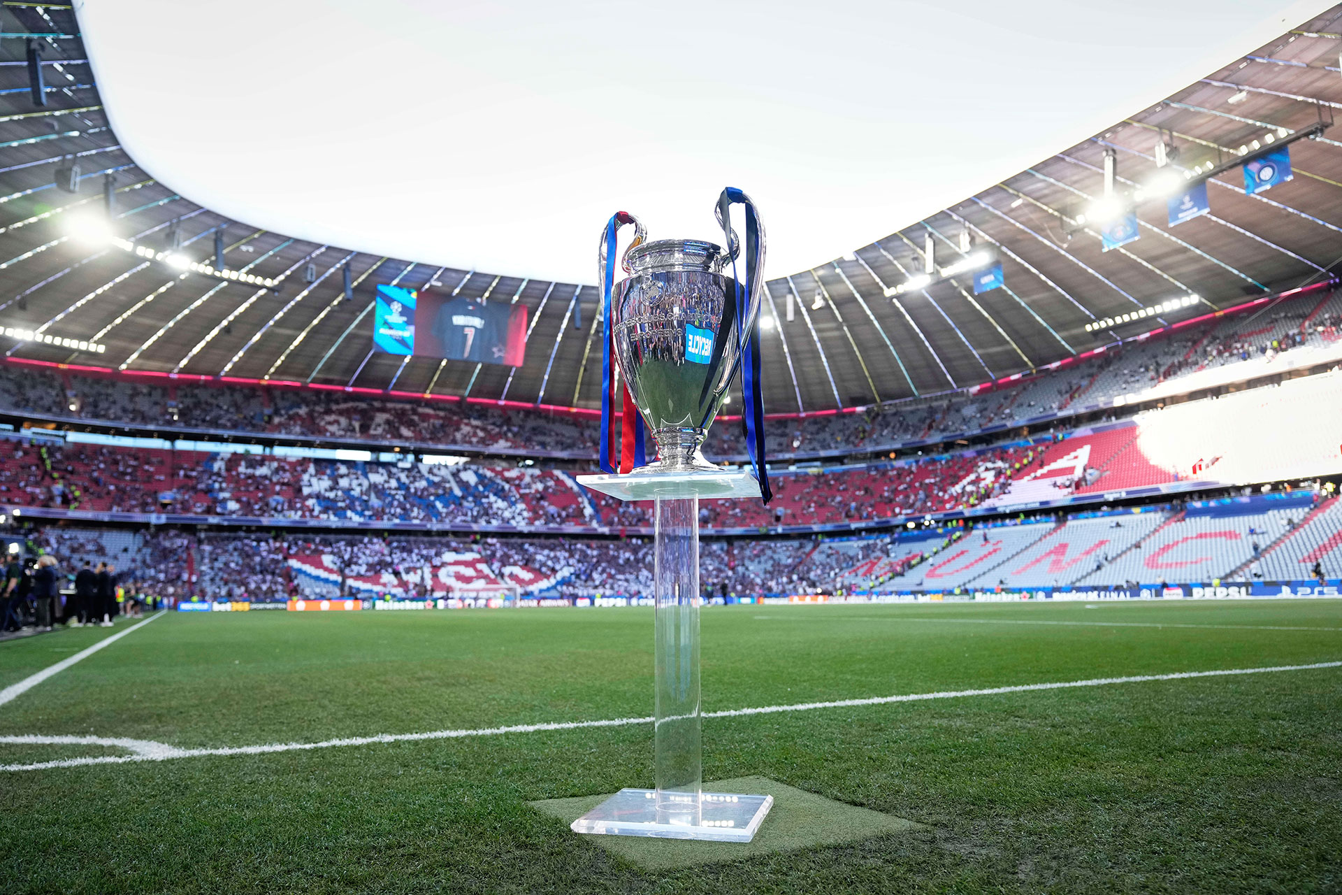 champions-league:-Γιατί-η-uefa-αλλάζει-την-ώρα-του-μεγάλου-τελικού