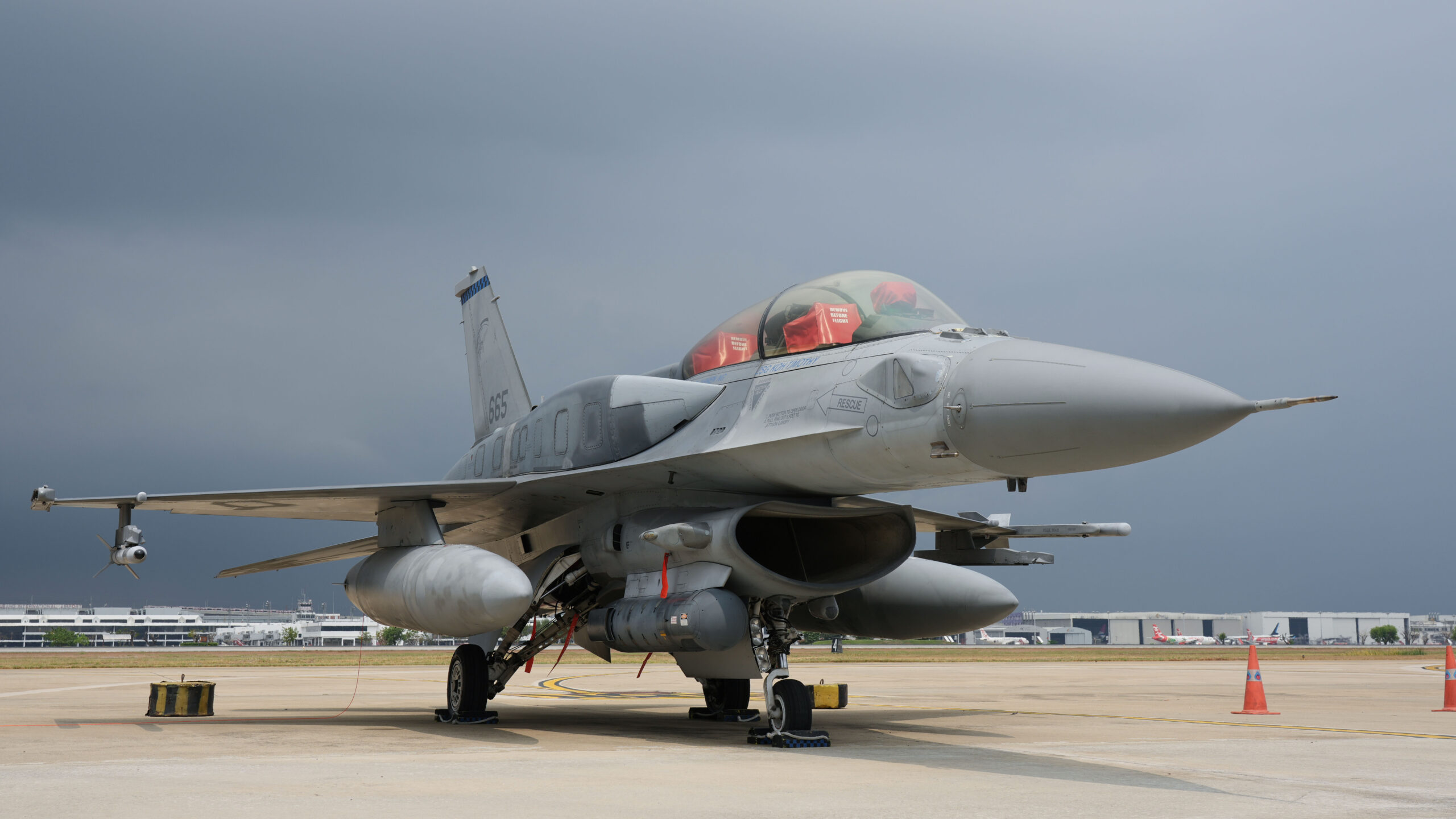 Συντριβή-f-16-στην-Πολωνία-–-Νεκρός-ο-πιλότος