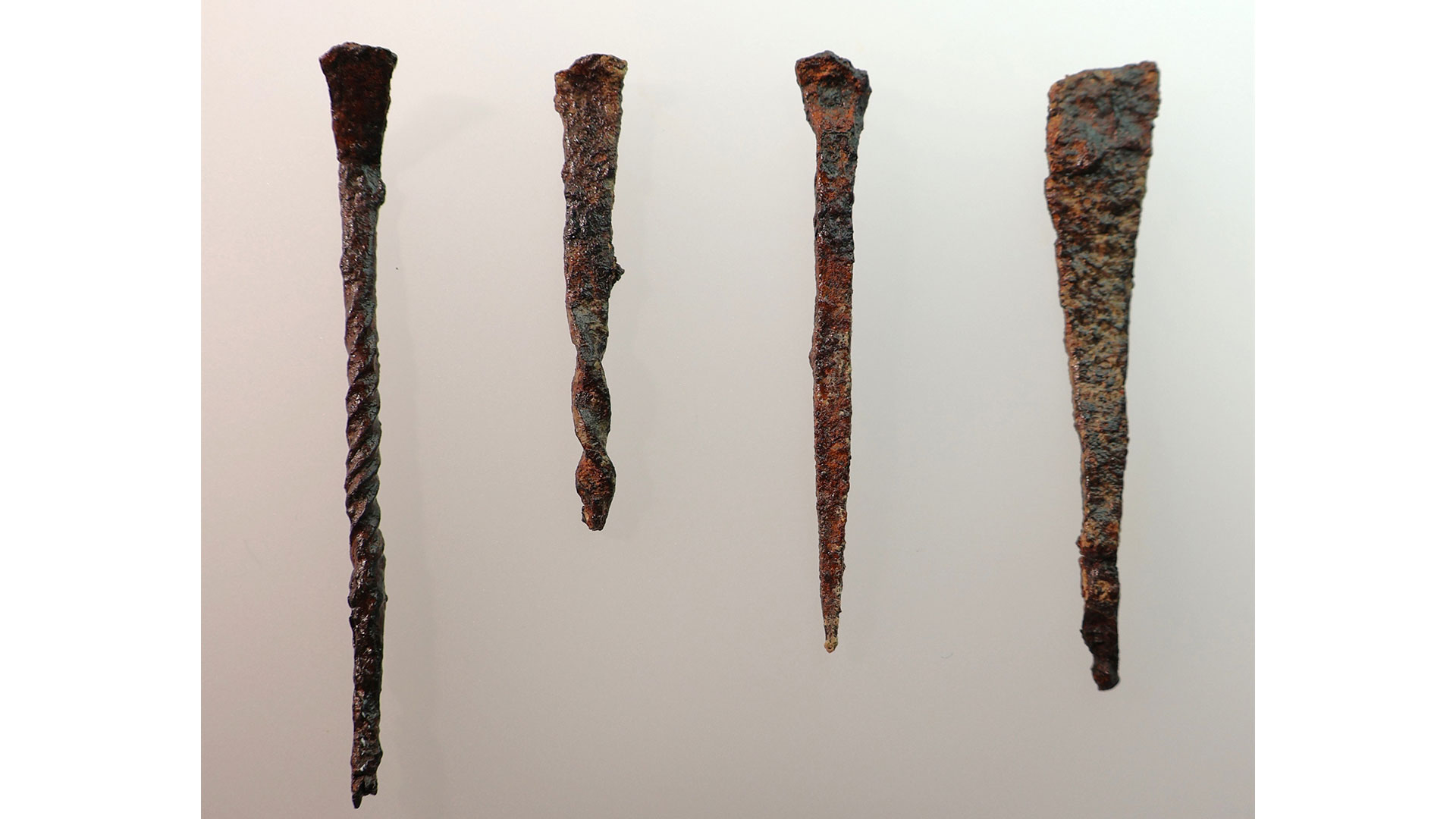 Το-«γιγαντιαίο»-βασιλικό-γυμνάσιο-της-αρχαίας-Μίεζας