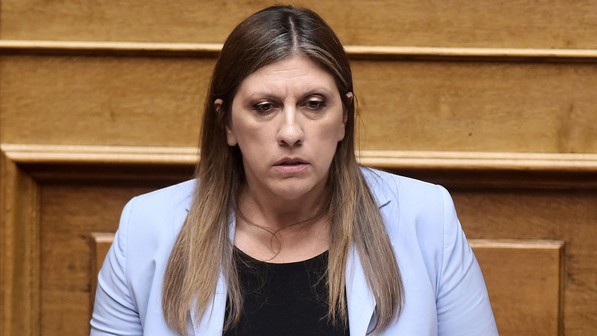 Κωνσταντοπούλου-κατά-Τσίπρα:-«Βλέπει-την-πολιτική-σαν-business»