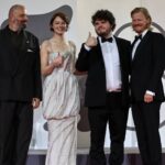 Γιώργος-Λάνθιμος:-Αποθέωση-για-την-«bugonia»-στη-Βενετία-με-χειροκρότημα-7-λεπτών-(βίντεο)