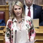 Θεωρείο:-Τα-σενάρια-για-γραμματέα
