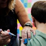 washington-post:-Η-διοίκηση-Τραμπ-θα-συνδέσει-τα-εμβόλια-για-τον-covid-με-παιδικούς-θανάτους