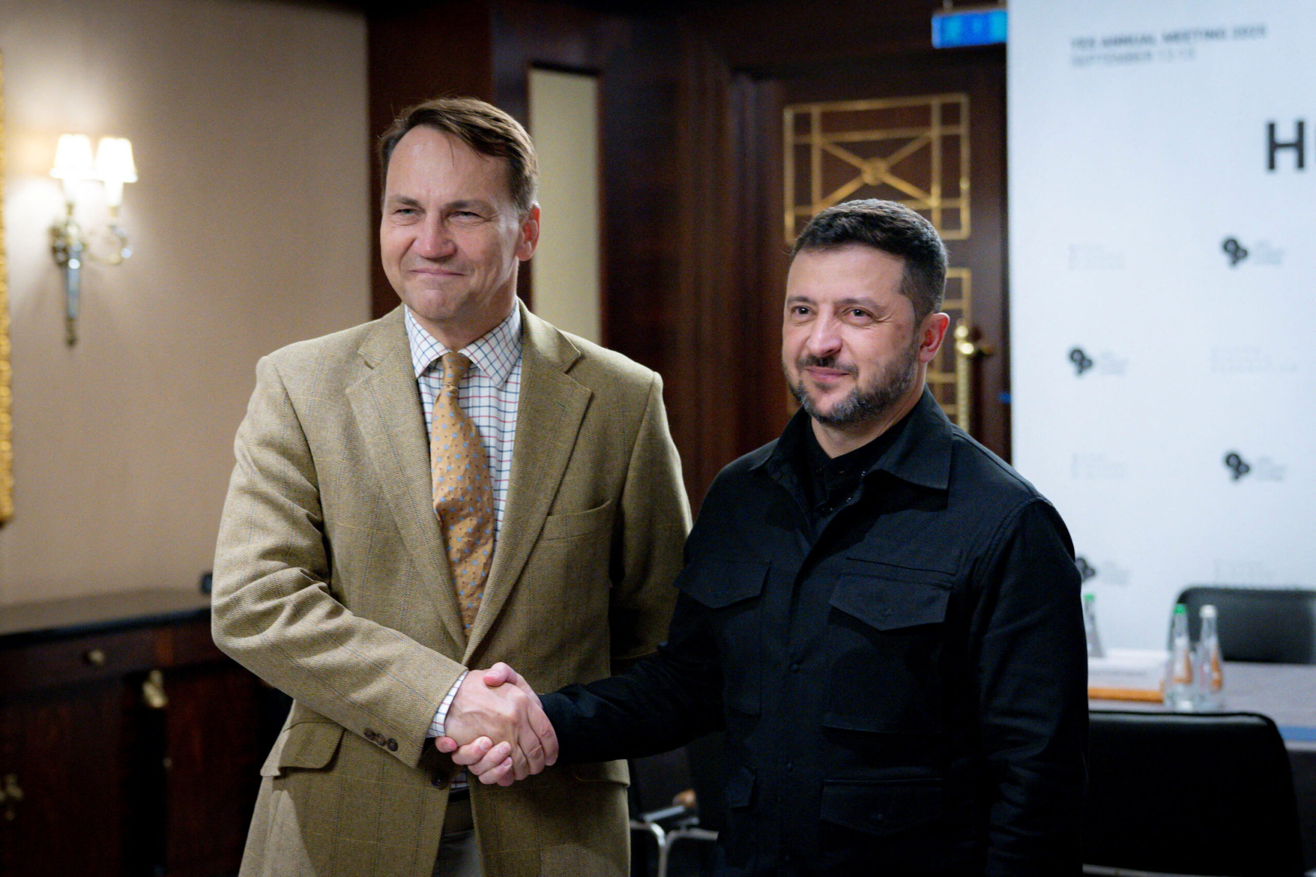 Η-Πολωνία-καλεί-τις-ΗΠΑ-να-δείξουν-αλληλεγγύη-μετά-το-περιστατικό-με-ρωσικά-drones