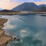 Ανησυχητική-μείωση-των-υδάτων-στη-λίμνη-Μόρνου
