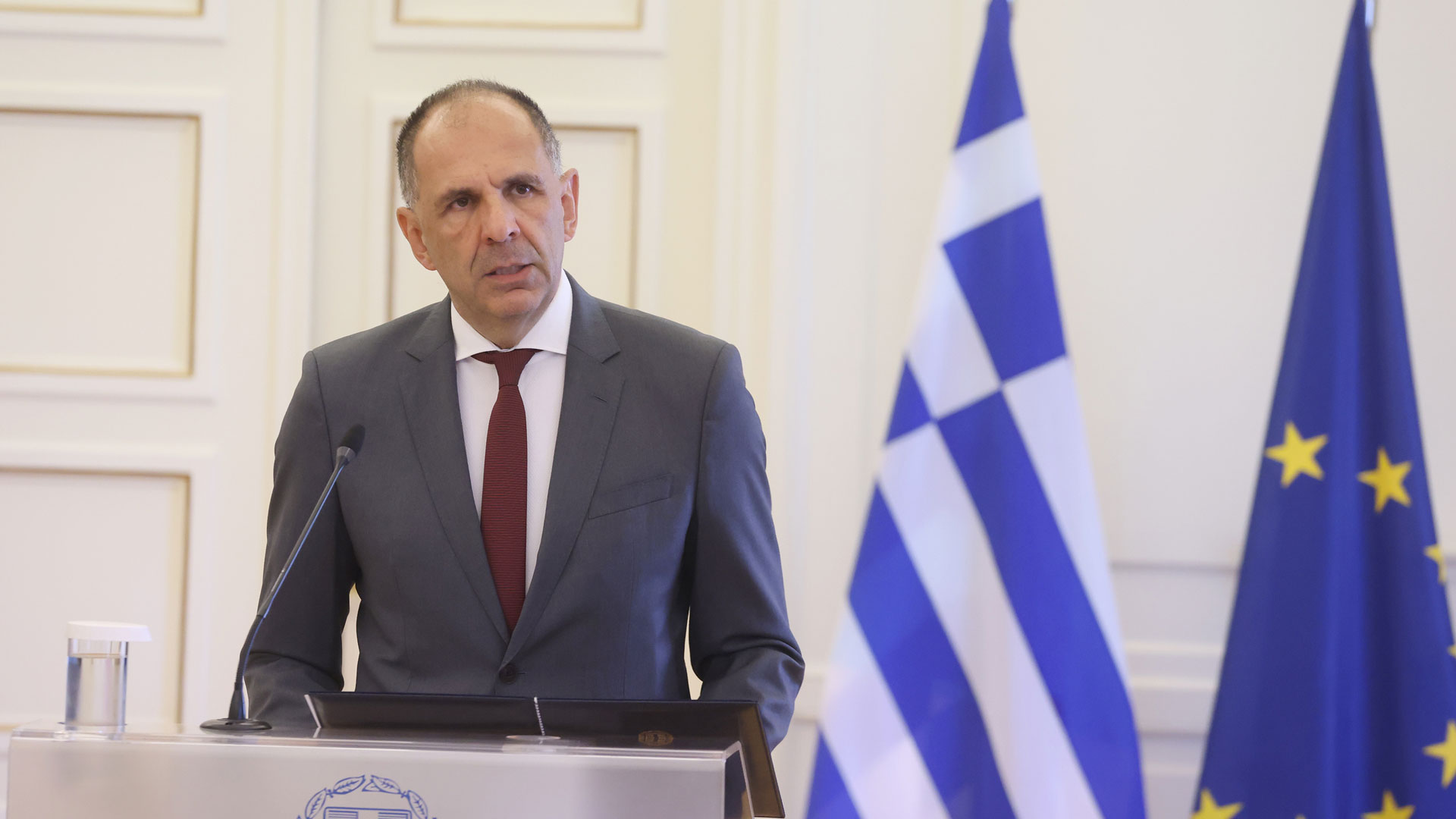 Επικοινωνία-Γεραπετρίτη-με-τον-νέο-ηγούμενο-της-Μονής-Σινά