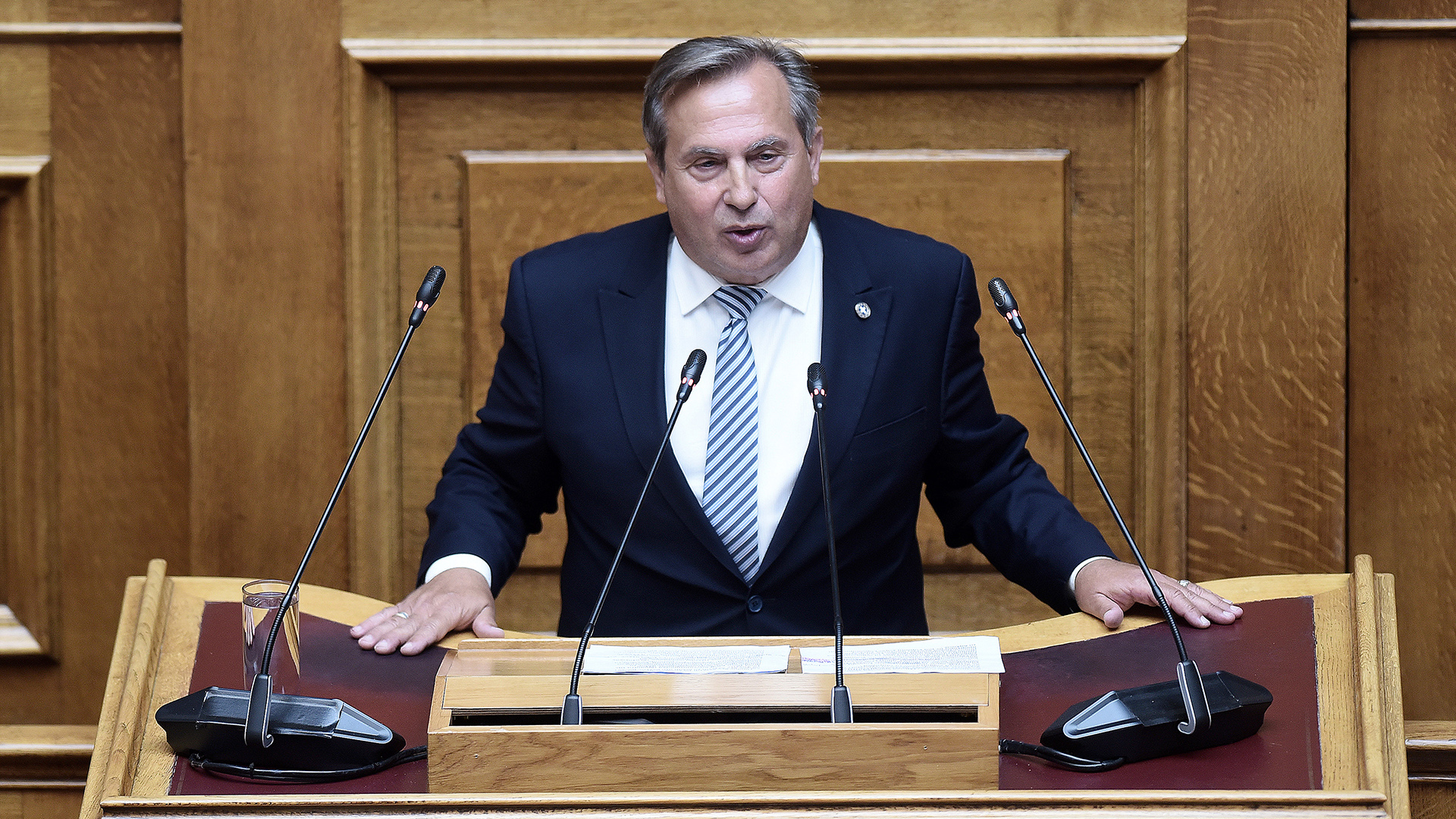 ΟΠΕΚΕΠΕ:-Η-Νίκη-αποσύρει-από-την-εξεταστική-τον-βουλευτή-της-Ν.-Βρεττό