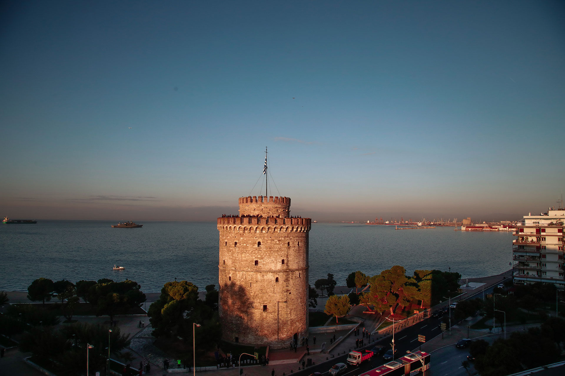 Θεσσαλονίκη:-Ταυτοποιήθηκε-μία-από-τις-δύο-σορούς-που-βρέθηκαν-στον-Θερμαϊκό