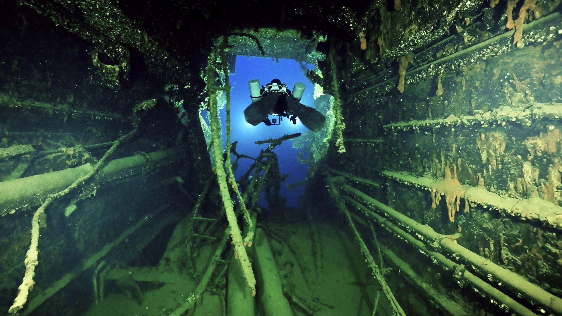 Τζια:-Στο-φως-τα-μυστικά-του-«Βρετανικού»