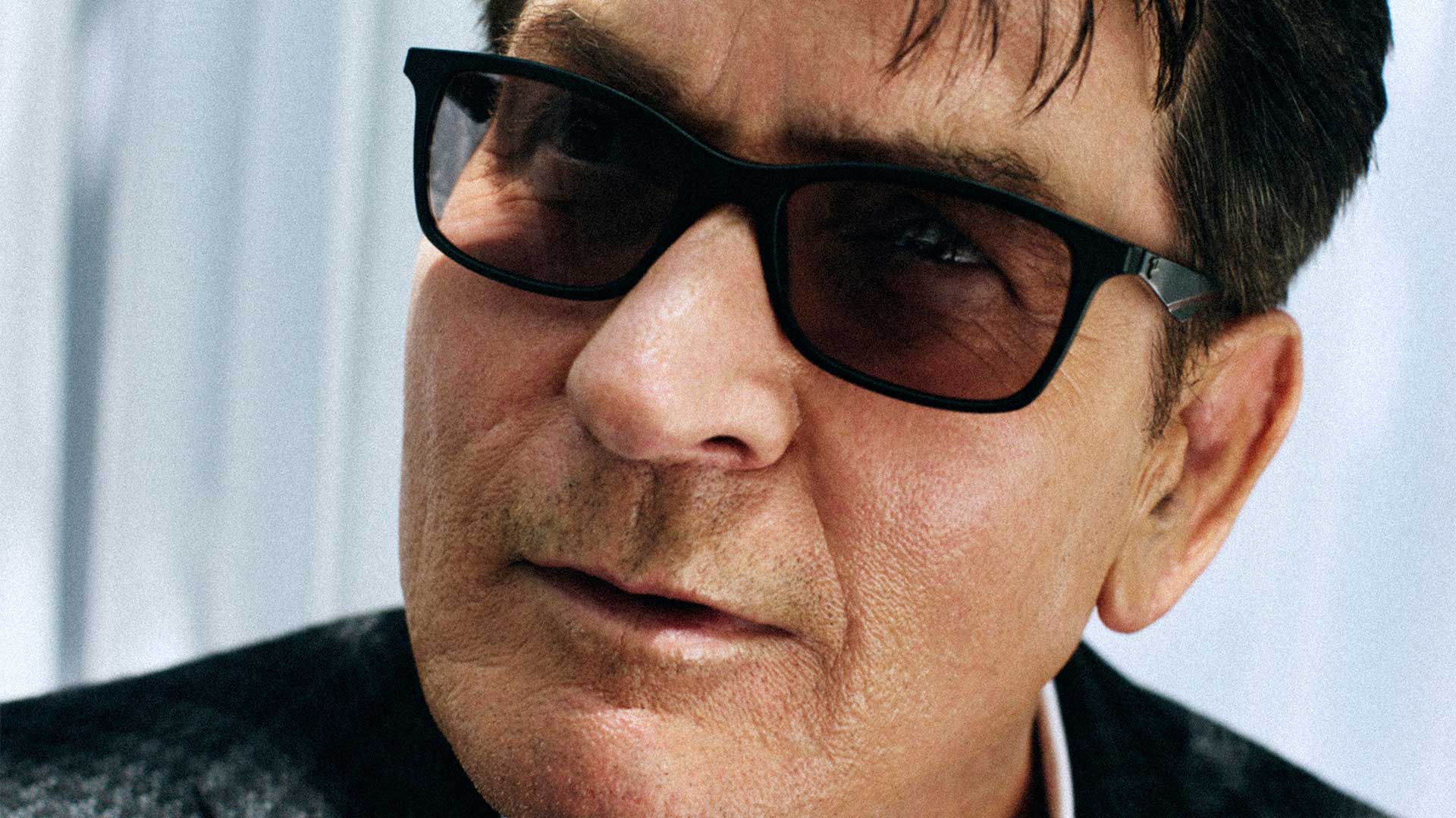 Τσάρλι-Σιν,-ο-σταρ-που-γεννήθηκε-νεκρός