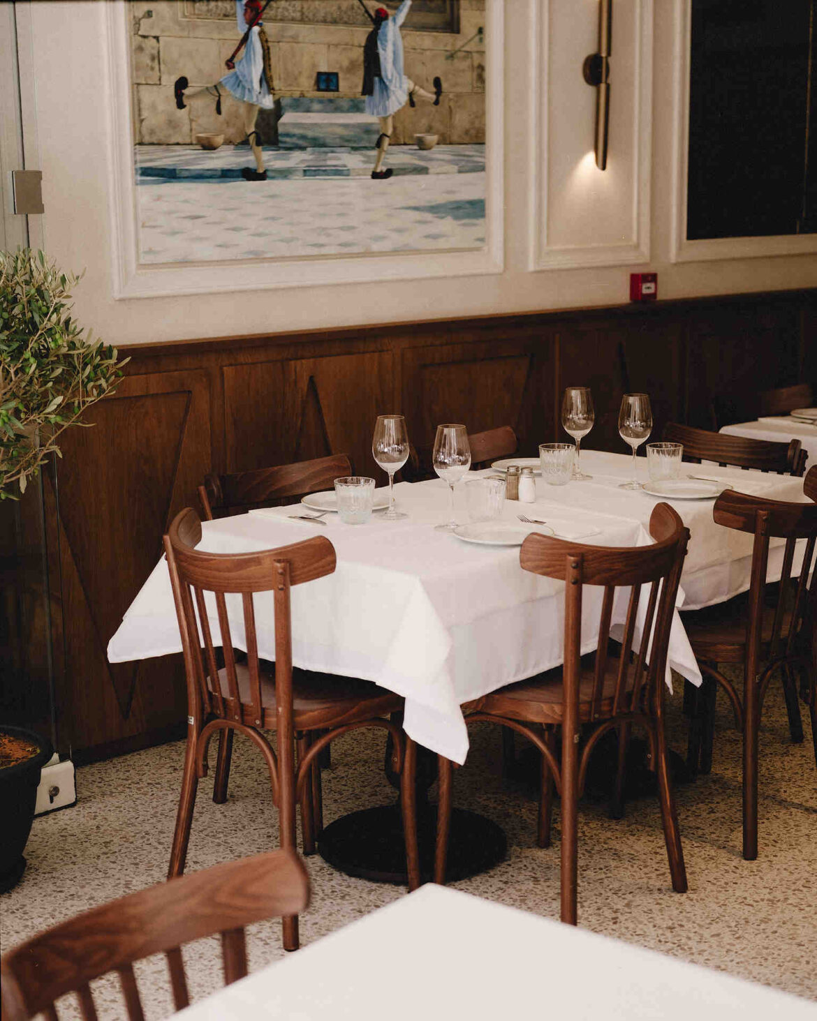 Τι-θα-τρώμε-φέτος-στην-Αθήνα;-Νέα-εστιατόρια,-ταβέρνες,-φούρνοι-και-street-food