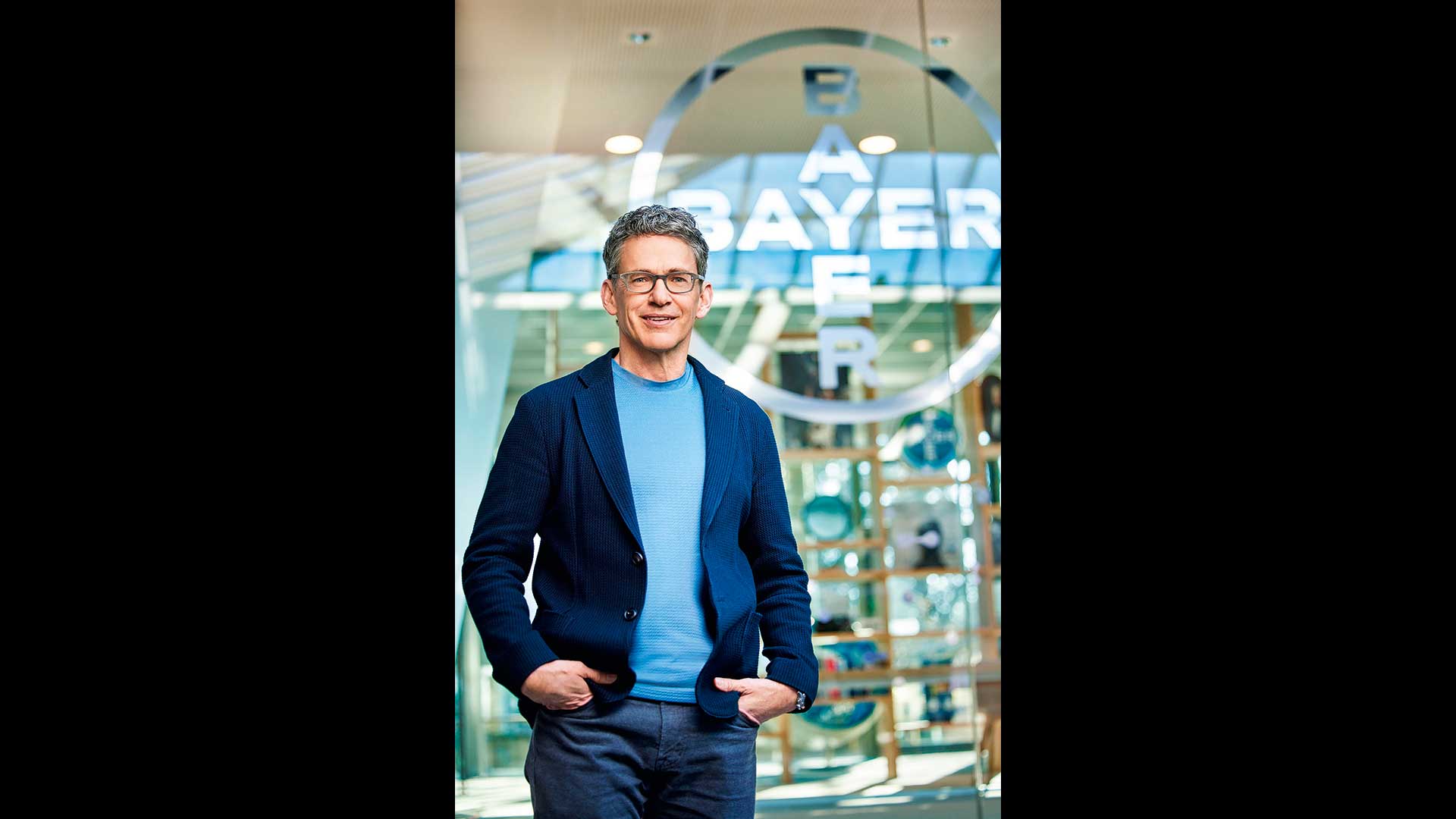 Μπιλ-Αντερσον:-Η-Ελλάδα-καινοτομεί-στα-φάρμακα