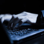 Χαλάνδρι:-Συνελήφθη-25χρονος-για-εκμετάλλευση-ανηλίκων-με-υλικό-πορνογραφικού-χαρακτήρα