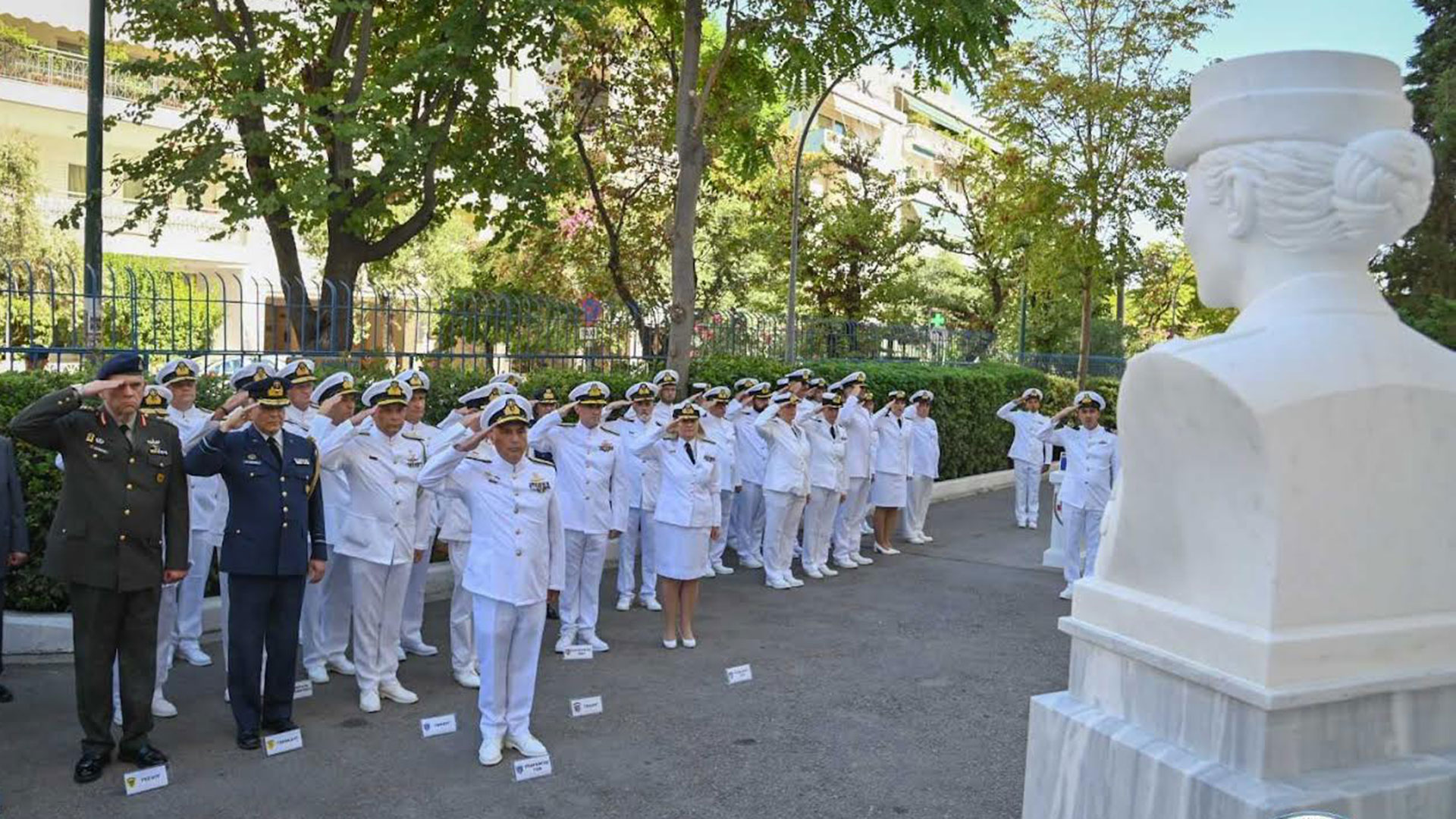 Γλυκερία-Μεμεκίδου:-Τίμησαν-την-υποναύαρχο-που-σκοτώθηκε-στη-Λιβύη