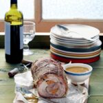 Χοιρινό-ρολό-με-καρότα-και-σάλτσα-πορτοκάλι