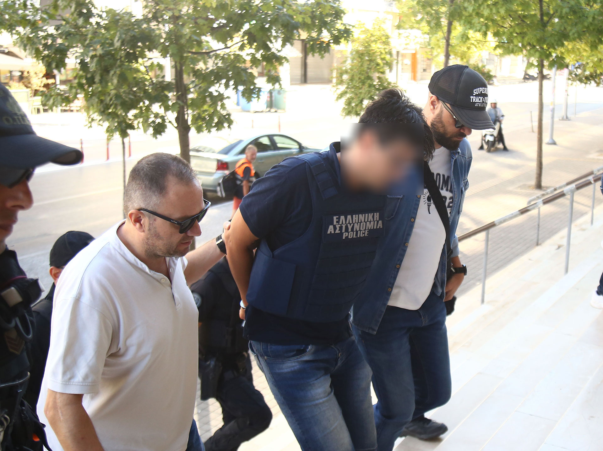 Αδελφοκτονία-στη-Θεσσαλονίκη:-Την-Τετάρτη-απολογείται-ο-50χρονος-–-Τι-είπε-στον-εισαγγελέα