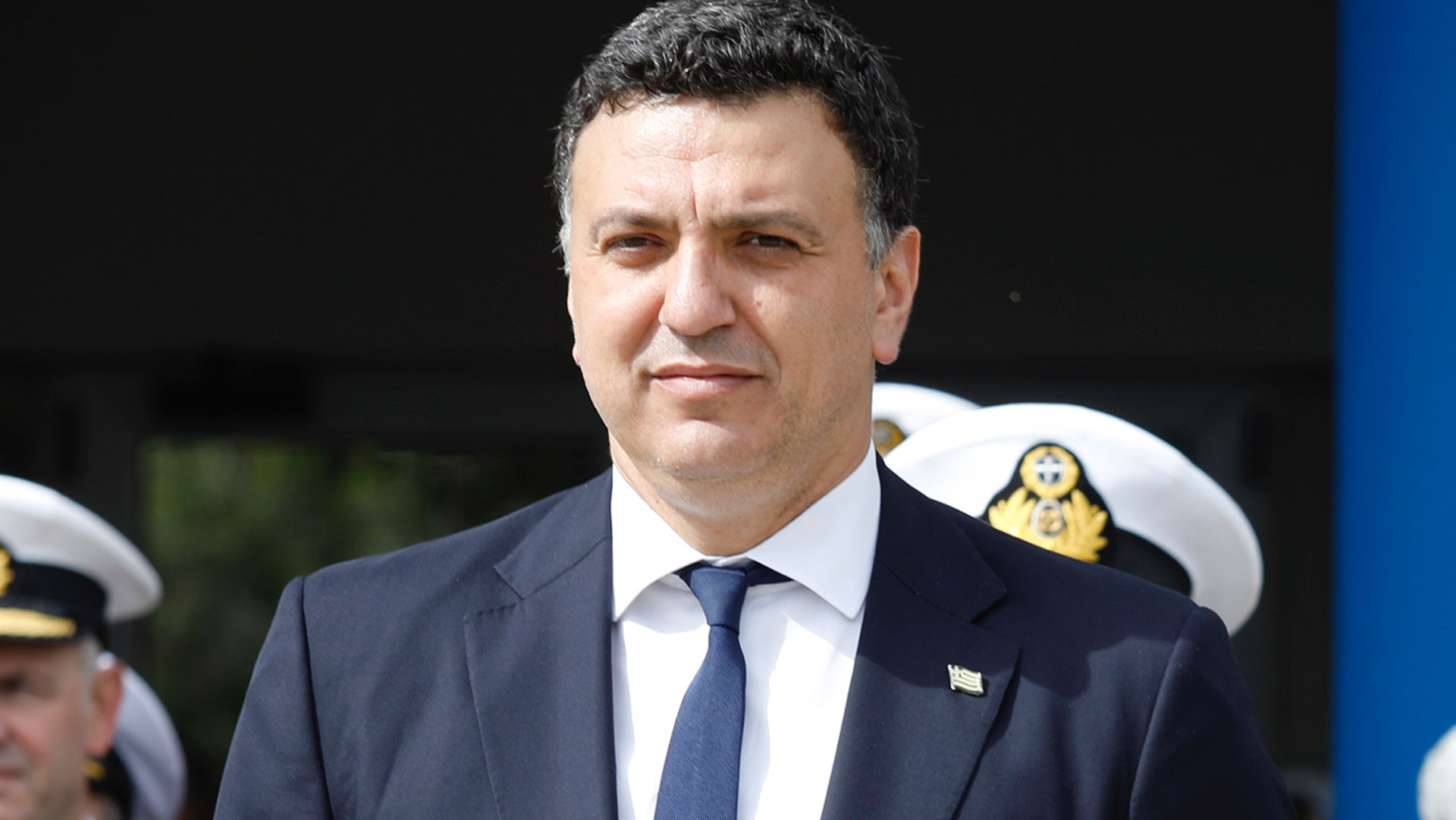 Εντός-και-Εκτός:-Η-«αβλαβής-διέλευση»-του Κικίλια