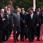 Κίνα:-Σι,-Πούτιν-και-Κιμ-μαζί-στη-μεγάλη-στρατιωτική-παρέλαση-–-Για-«συνωμοσία»-τους-κατηγορεί-ο-Τραμπ