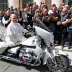 Ευλογίες-στα-δίτροχα