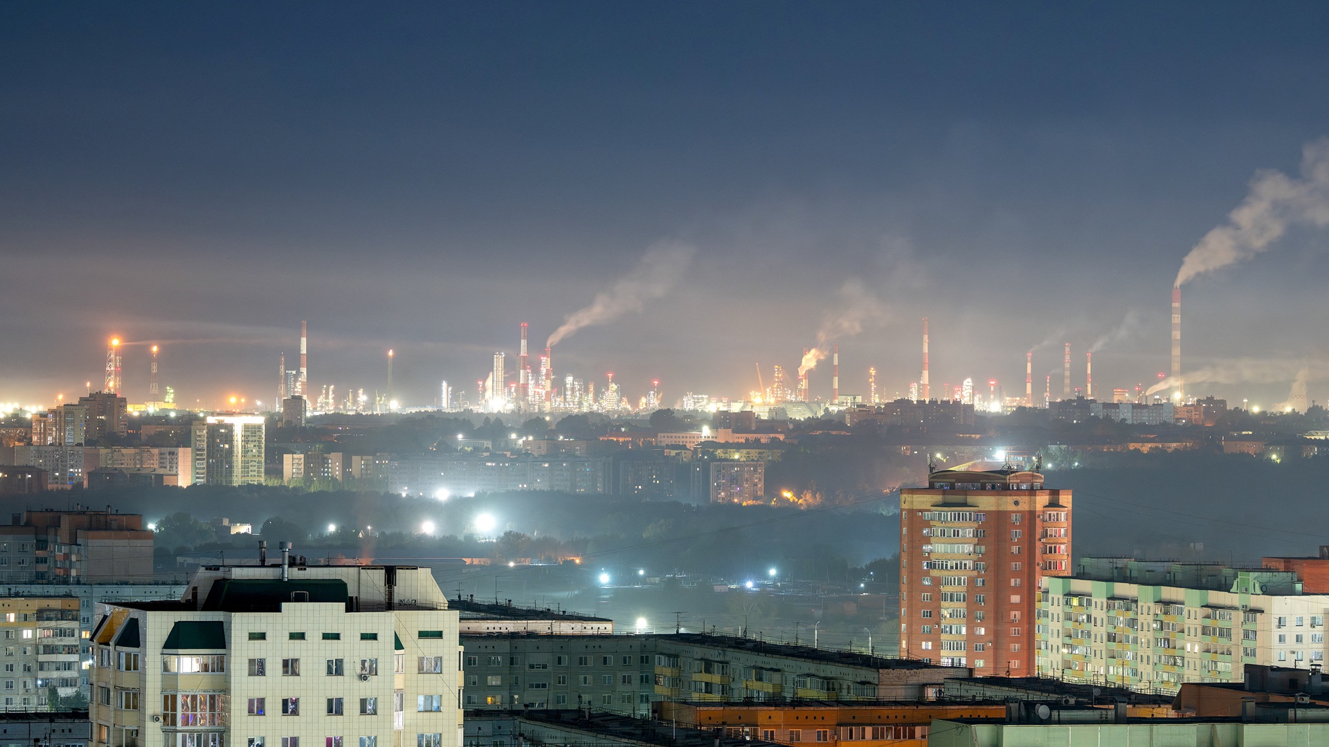 economist:-Τα-ουκρανικά-drones-έχουν-μειώσει-τη-ρωσική-παραγωγή-καυσίμων-έως-και-20%