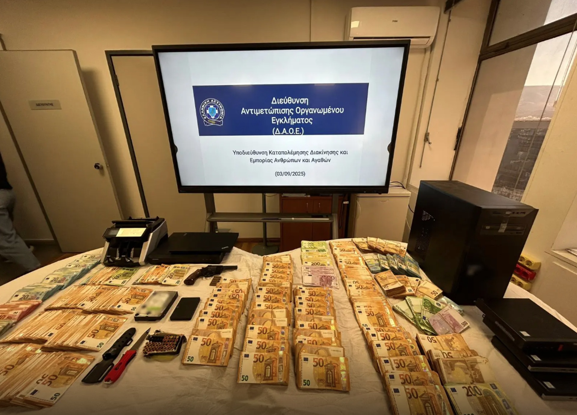 «Πάλι-μάπα-πετρέλαιο-μου-έβαλες;»-–-Οι-διάλογοι-των-λαθρεμπόρων-καυσίμων-και-τα…-παράπονα-των-πελατών