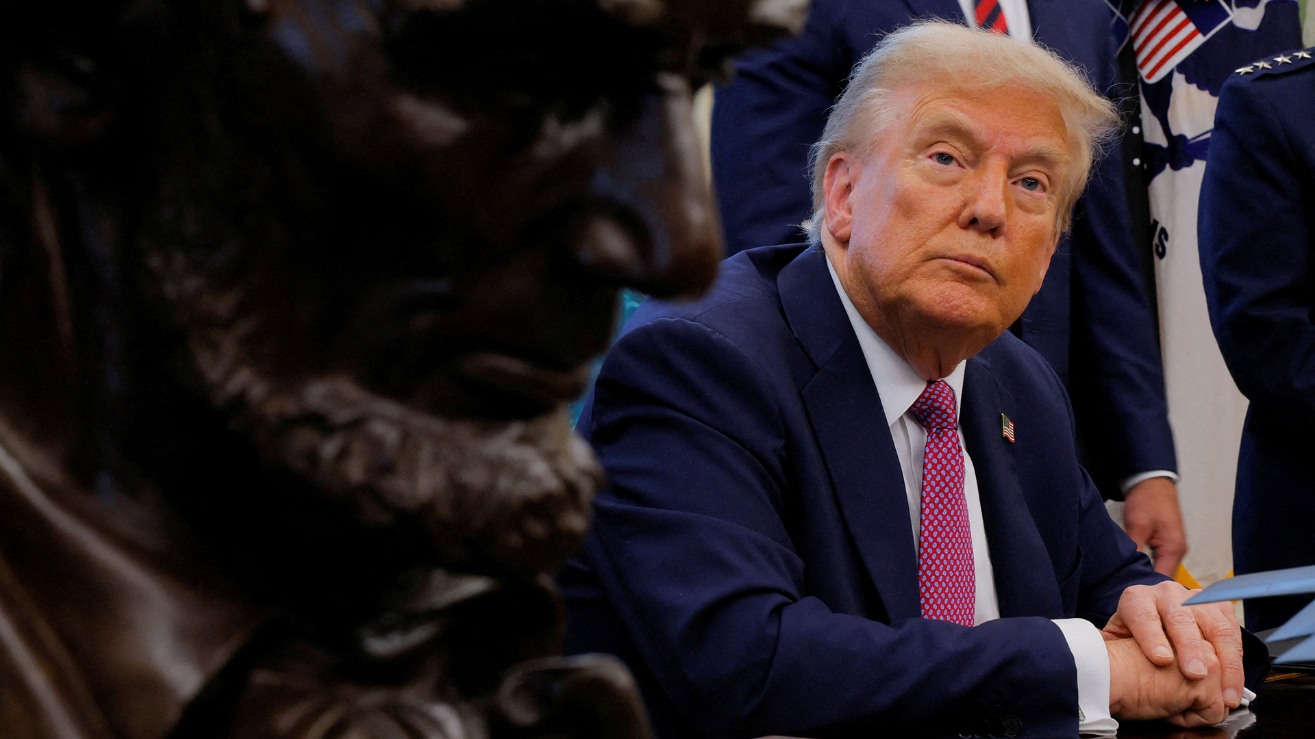 «Δεν-ξέρω-τίποτα»,-λέει-ο-Τραμπ-για-τους-Αμερικανούς-πεζοναύτες-στη-Βόρεια-Κορέα