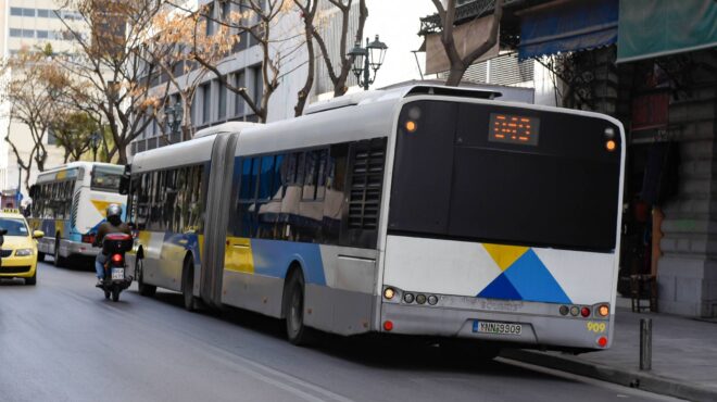 Λεωφορείο-συγκρούστηκε-με-γερανό-στη-λεωφόρο-Συγγρού