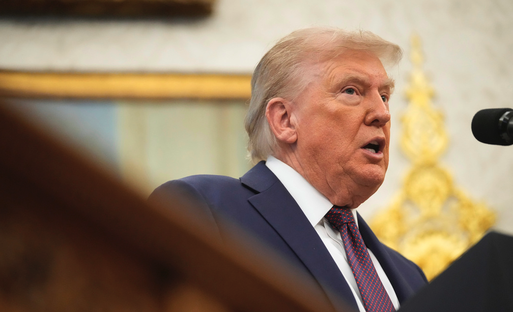 Ο-Τραμπ-δηλώνει-«έτοιμος»-να-επιβάλει-νέες-κυρώσεις-στη-Ρωσία