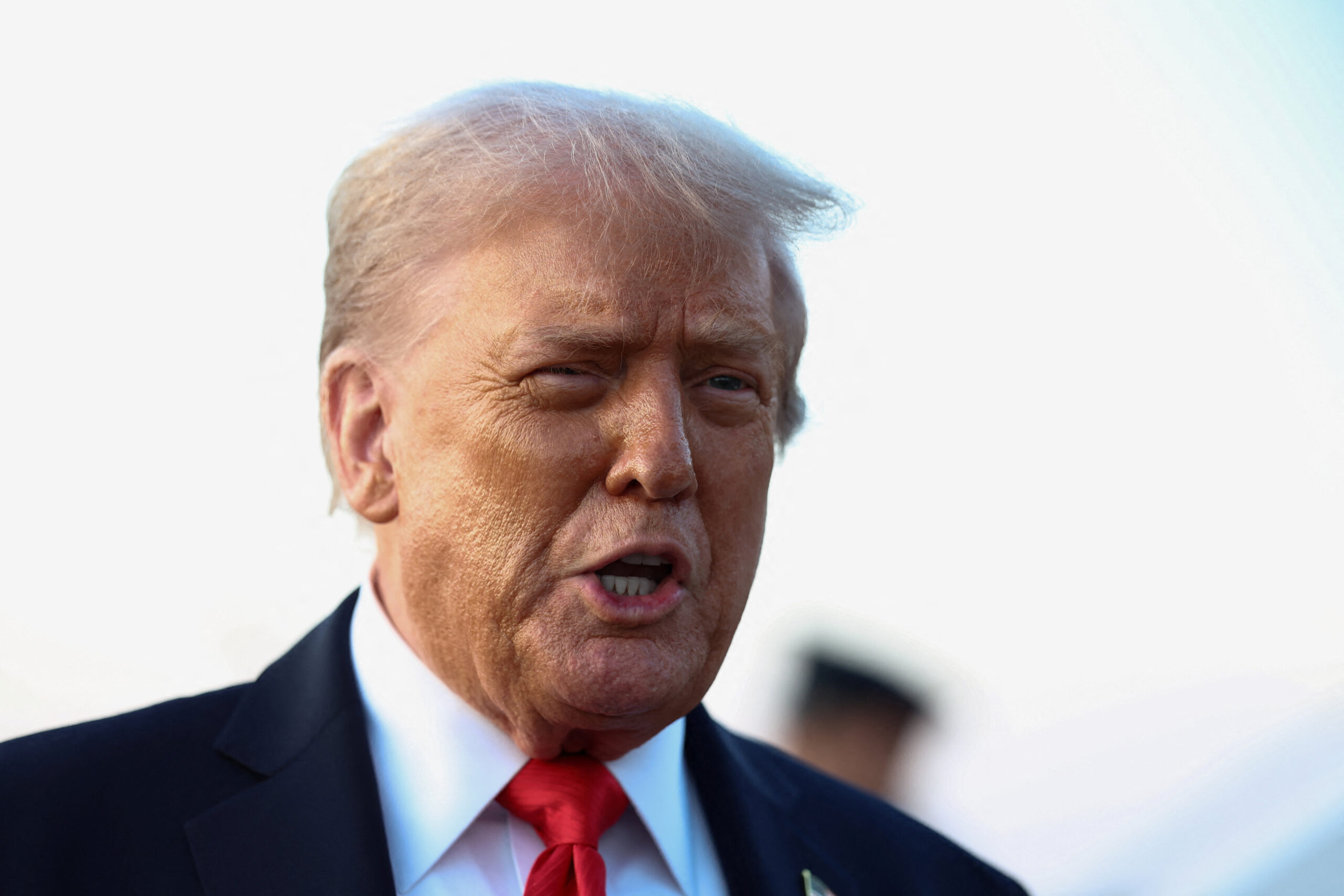 Ο-Τραμπ-απείλησε-τη-Μόσχα-με-νέες-κυρώσεις-μετά-το-ρωσικό-χτύπημα-στην-«καρδιά»-του-Κιέβου