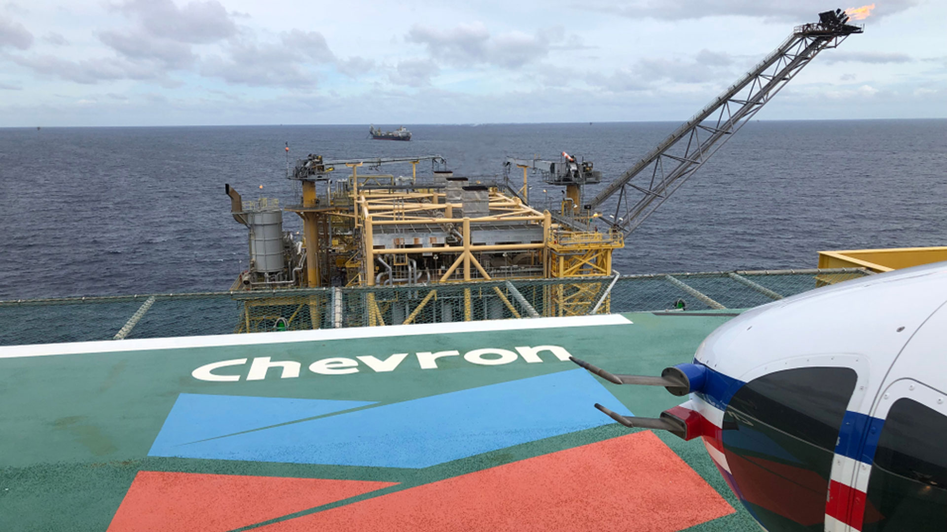 Περιμένοντας-τη-chevron-νοτίως-της-Κρήτης