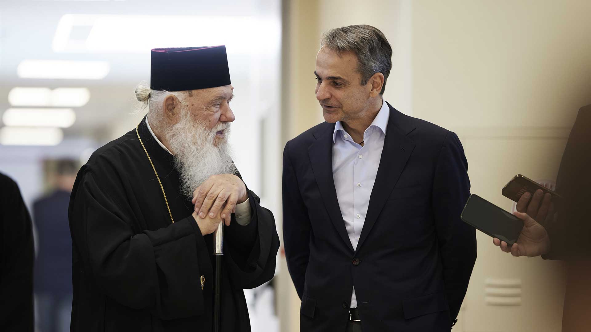 Συνάντηση-Μητσοτάκη-–-Ιερωνύμου-στο-Μαξίμου