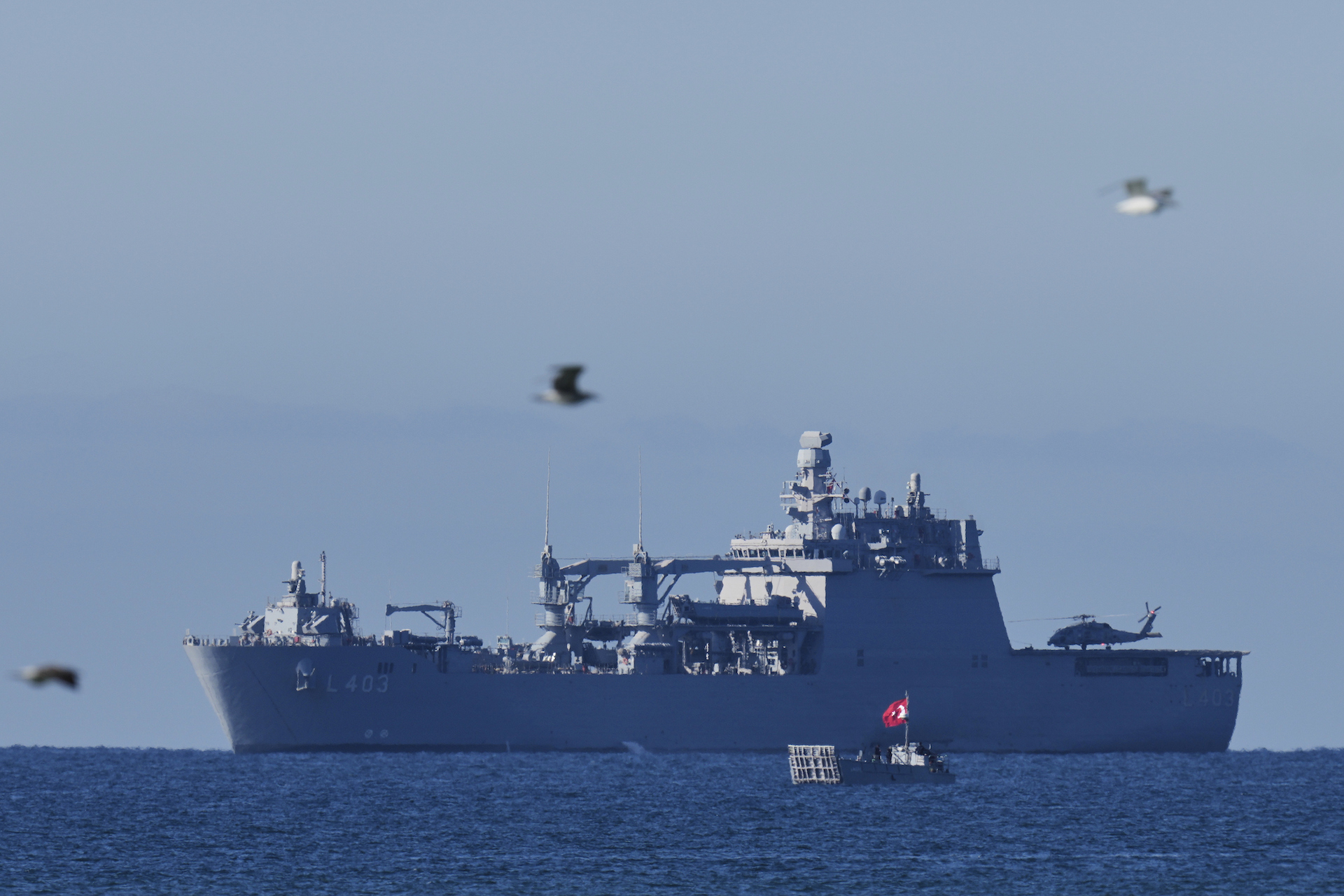 hurriyet-για-καλώδιο:-«Διέρχεται-από-την-τουρκική-υφαλοκρηπίδα»