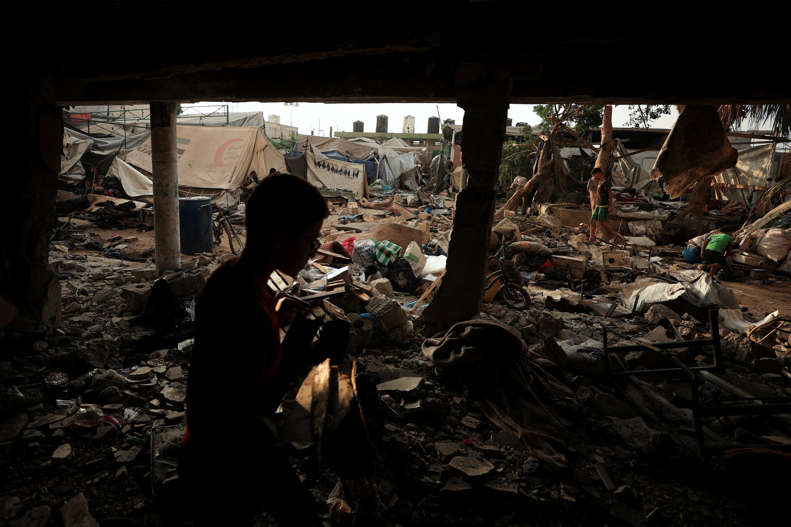 Το-Ισραήλ-προειδοποίησε-για-«τυφώνα»-επιθέσεων-μέχρι-να-παραδοθεί-η-Χαμάς