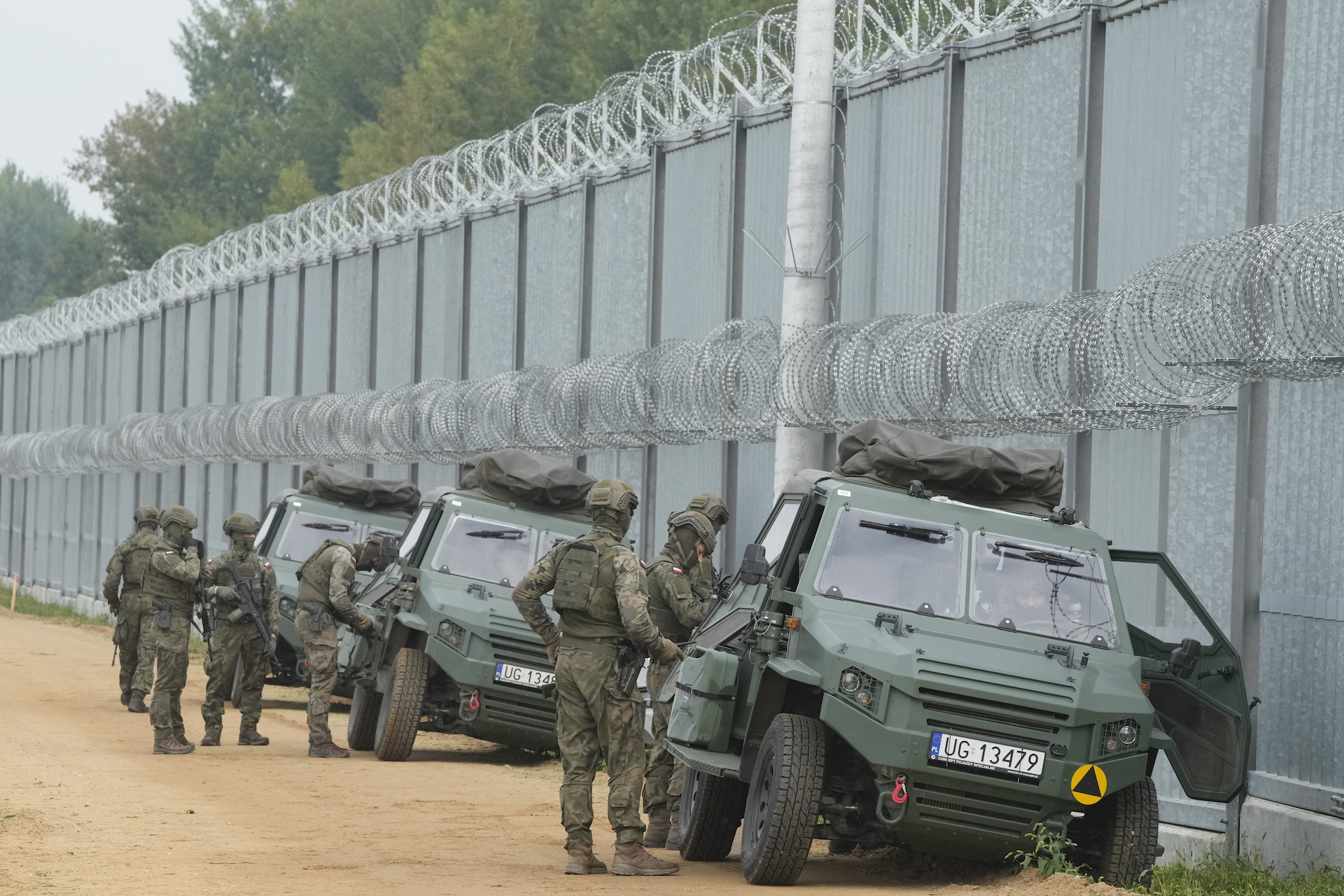 Πολωνία:-Κλείνει-τα-σύνορα-με-τη-Λευκορωσία-ενόψει-των-στρατιωτικών-γυμνασίων-«zapad»