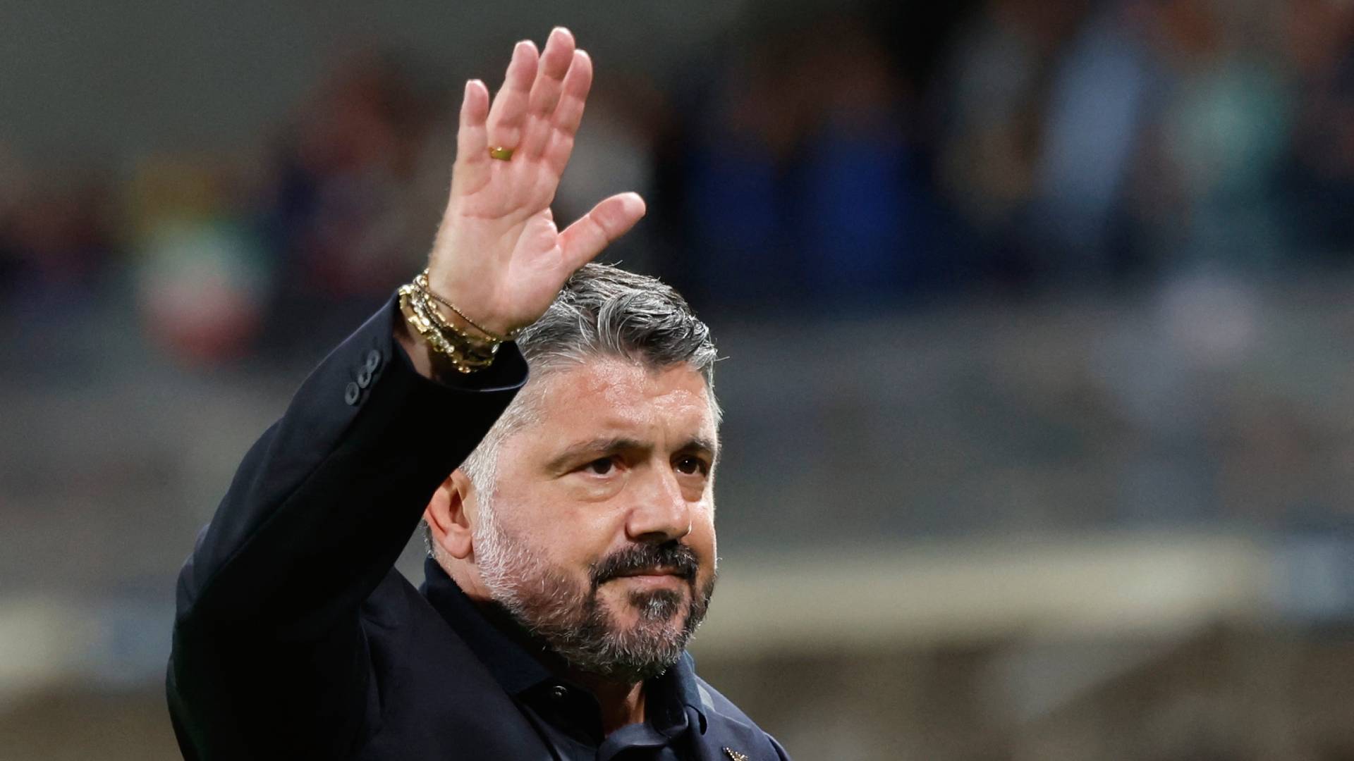 Η-τρελή,-τρελή-οικογένεια-του-Τζενάρο-Γκατούζο