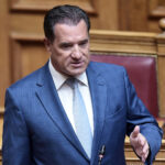 Α.-Γεωργιάδης:-Σε-αναστολή-ο-ιατρός-που-κατηγορείται-ότι-ζήτησε-«φακελάκι»