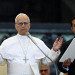 Ο-πάπας-Λέων-ετοιμάζει-το-πρώτο-του-κείμενο-με-έμφαση-στους-φτωχούς