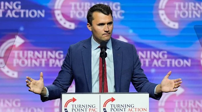 Τσάρλι-Κερκ:-Πυροβόλησαν-τον-γνωστό-υποστηρικτή-του-Τραμπ-–-Κρίσιμη-η-κατάσταση-της-υγείας-του