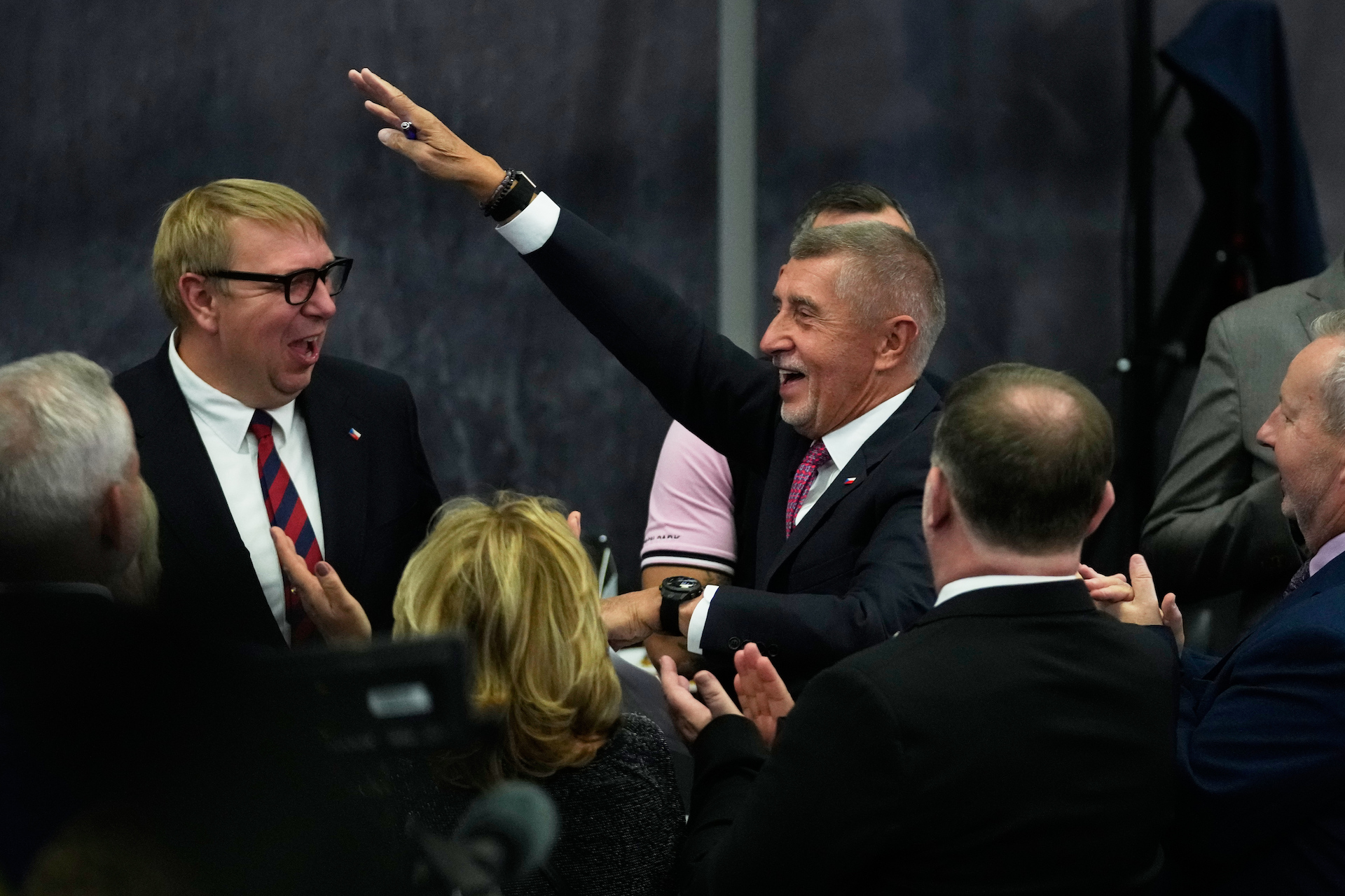 Τσεχία:-Μονοκομματική-κυβέρνηση-με-την-στήριξη-της-ακροδεξιάς-θα-επιδιώξει-ο-Αντρέι-Μπάμπις