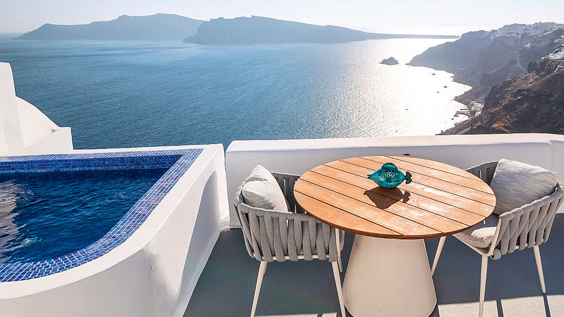 Η-εθνική-αμφιταλάντευση-για-τη-φιλοξενία