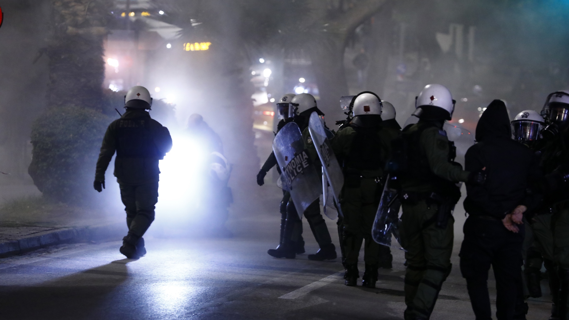 Επεισόδια-έξω-από-την-πρεσβεία-του-Ισραήλ-στην-Αθήνα-[εικόνες]