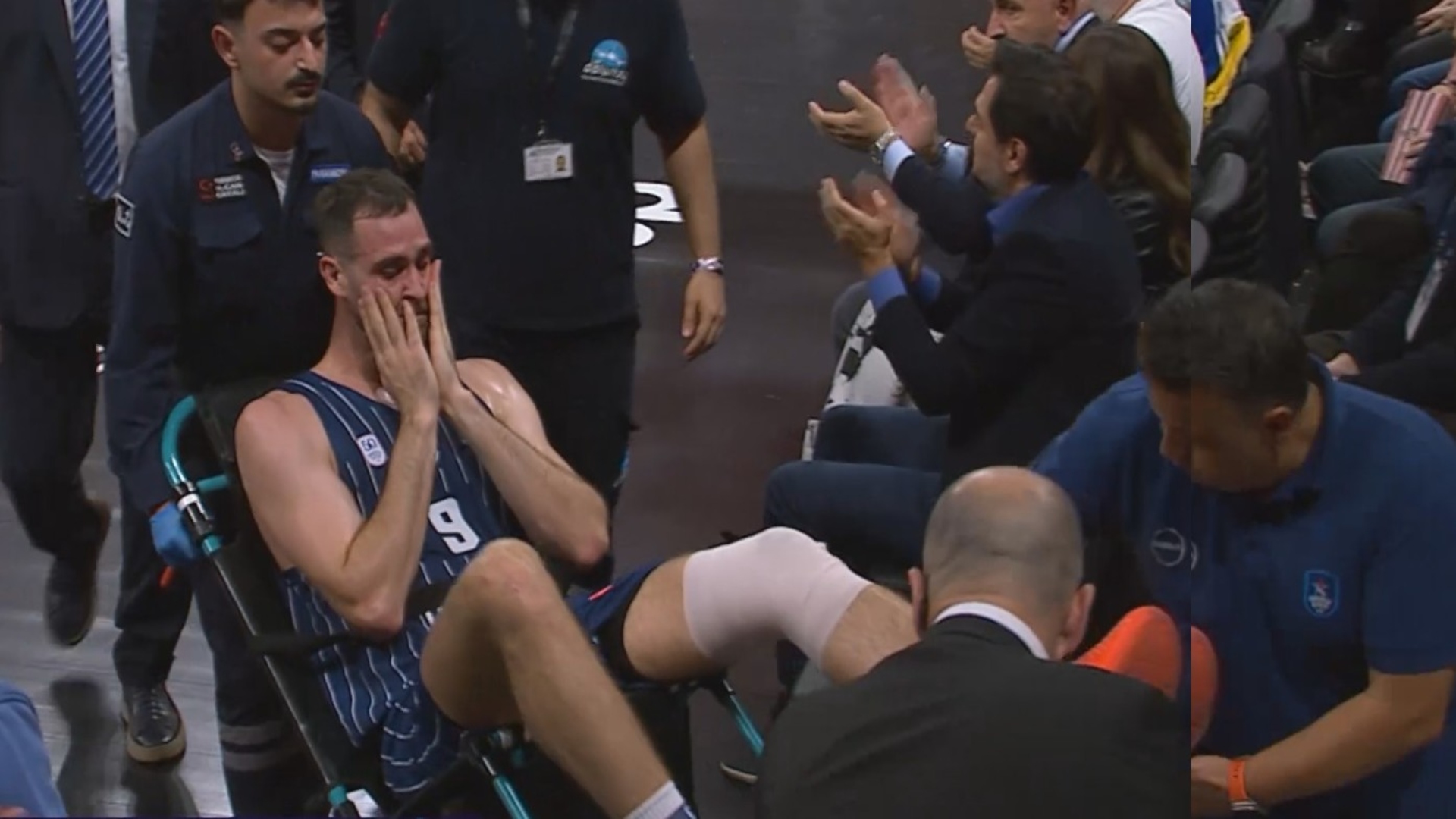 euroleague:-Σοβαρός-τραυματισμός-για-τον-Παπαγιάννη-–-eφυγε-δακρυσμένος-από-το-γήπεδο-(βίντεο)