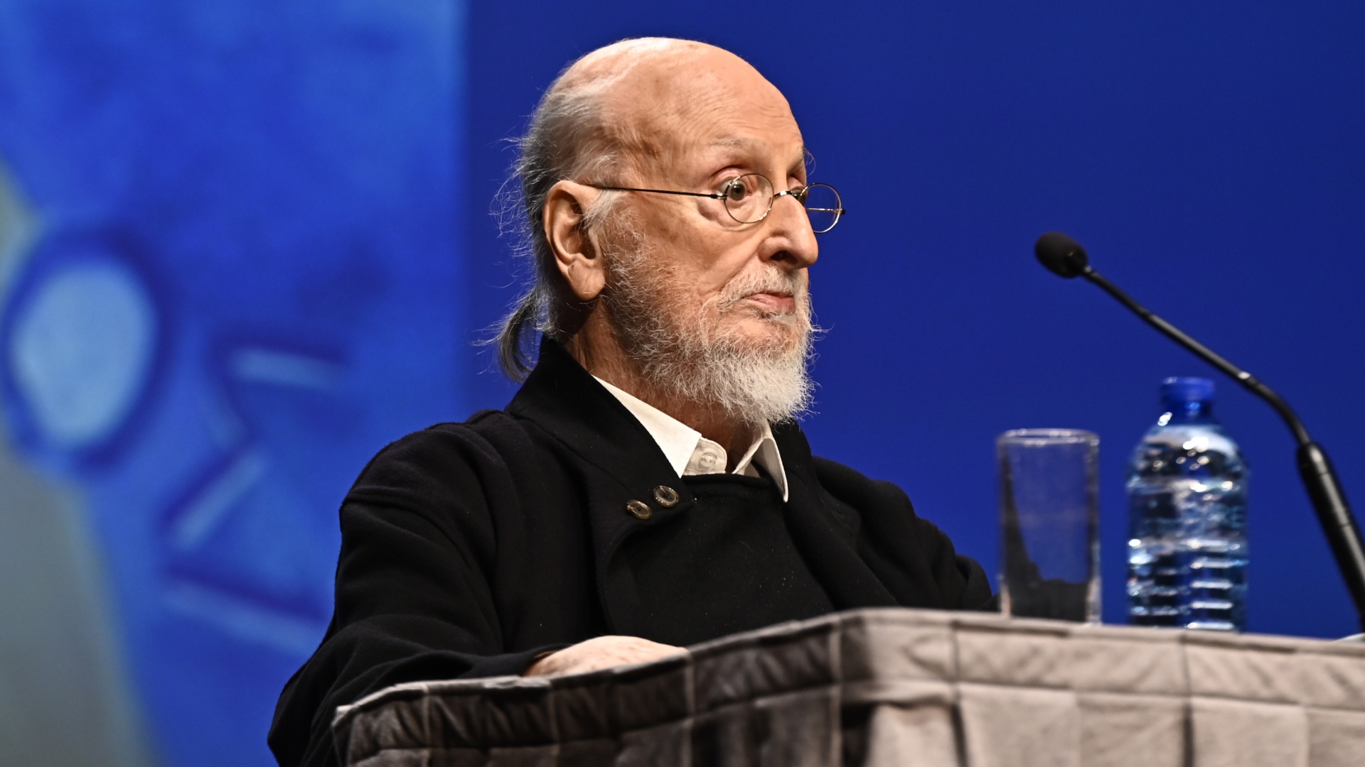 Στο-νοσοκομείο-ο-Διονύσης-Σαββόπουλος