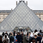 Κλοπή-στο-Λούβρο:-Γιατί-οι-ληστές-στοχεύουν-τα-κοσμήματα